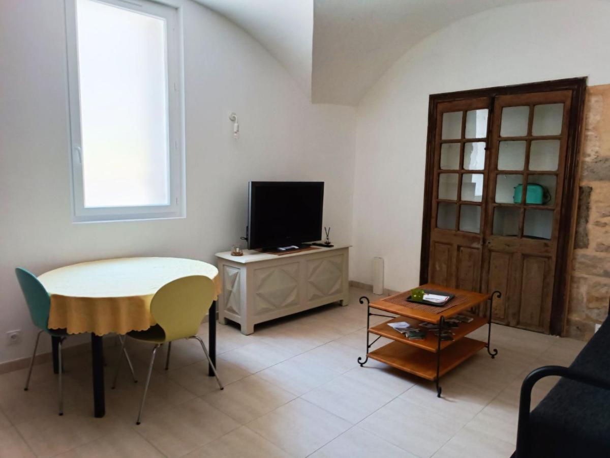 Dans Maison De Maitre, Appartement Independant. Montfrin المظهر الخارجي الصورة