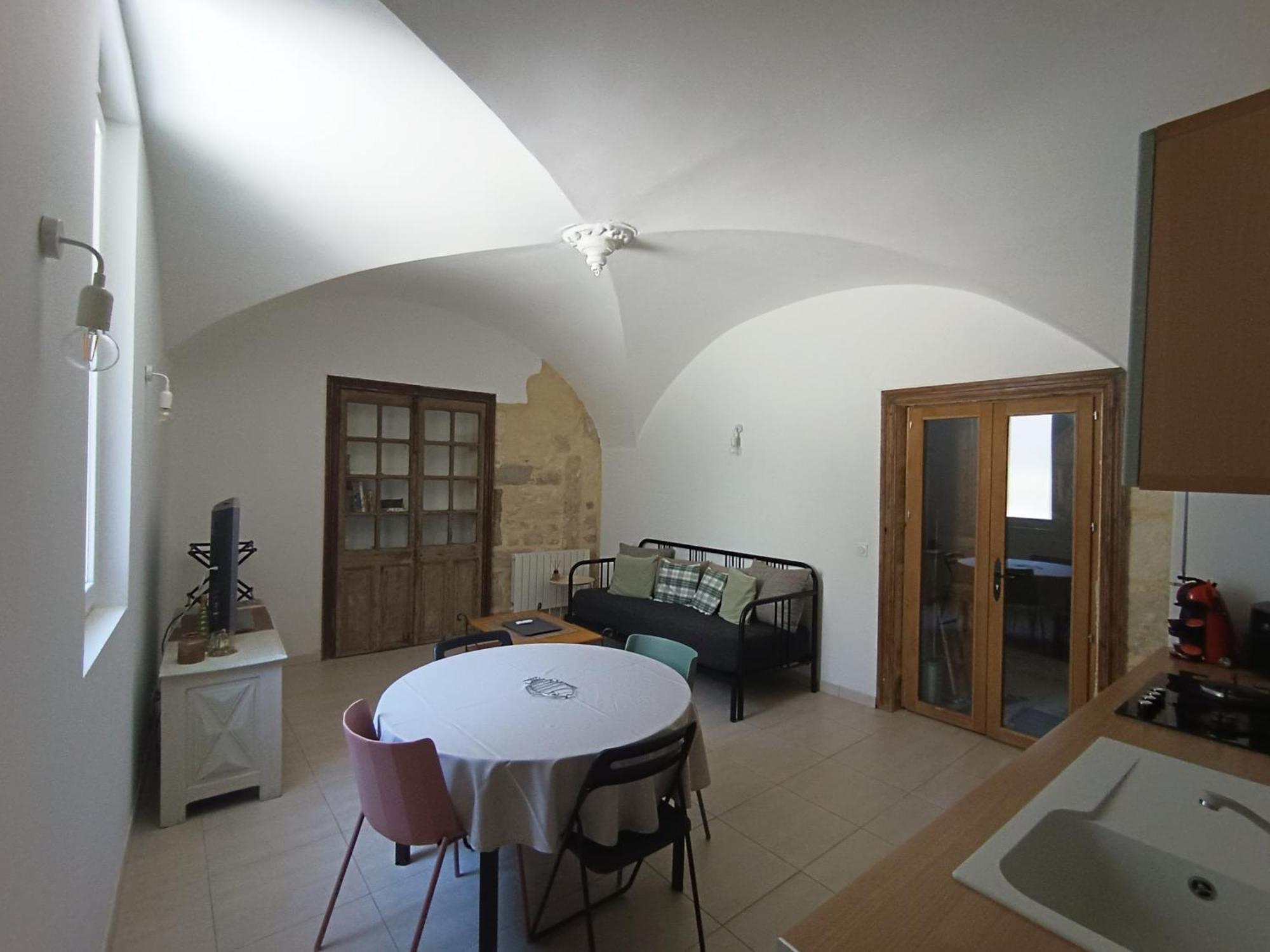 Dans Maison De Maitre, Appartement Independant. Montfrin المظهر الخارجي الصورة