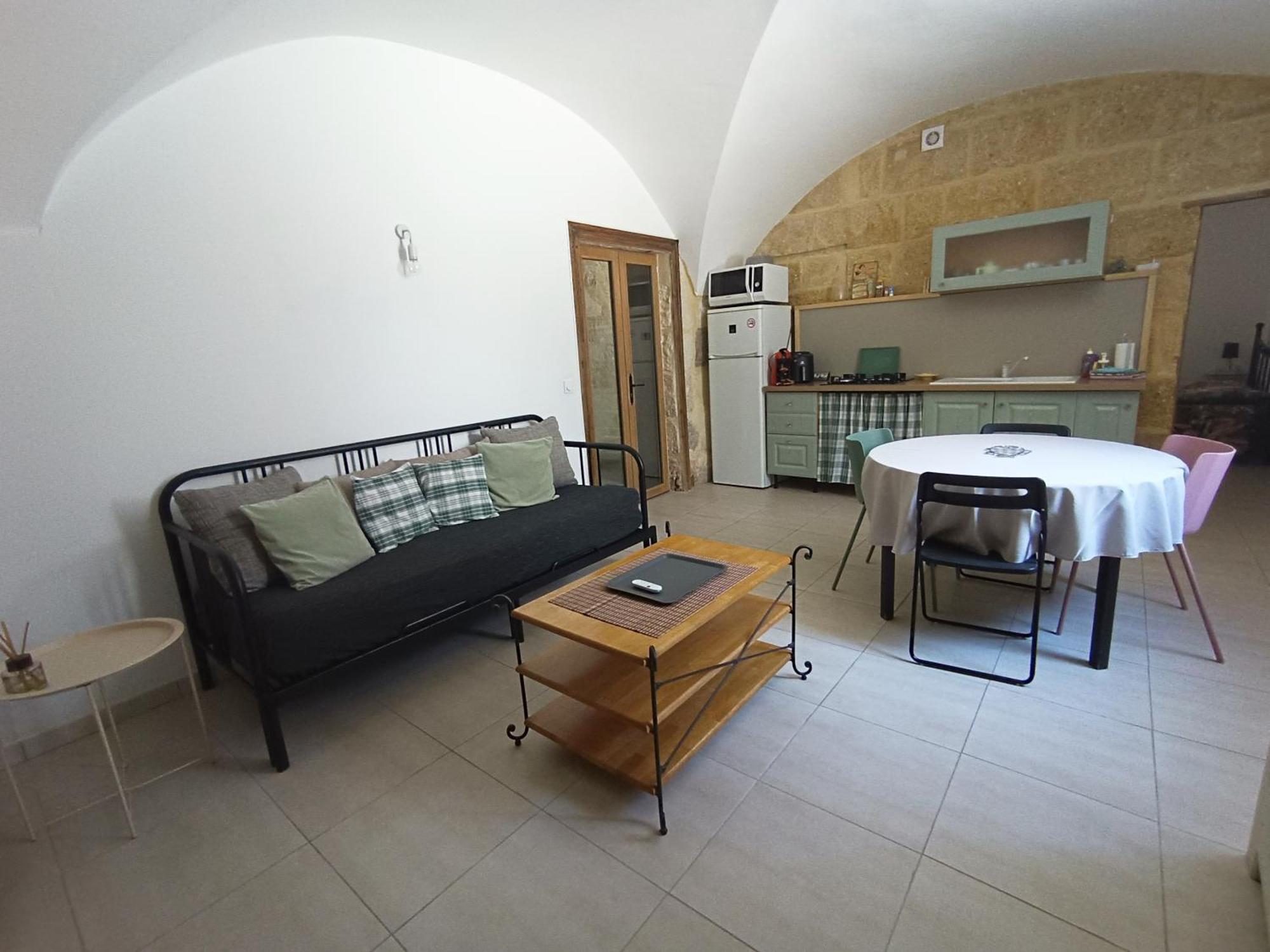 Dans Maison De Maitre, Appartement Independant. Montfrin المظهر الخارجي الصورة
